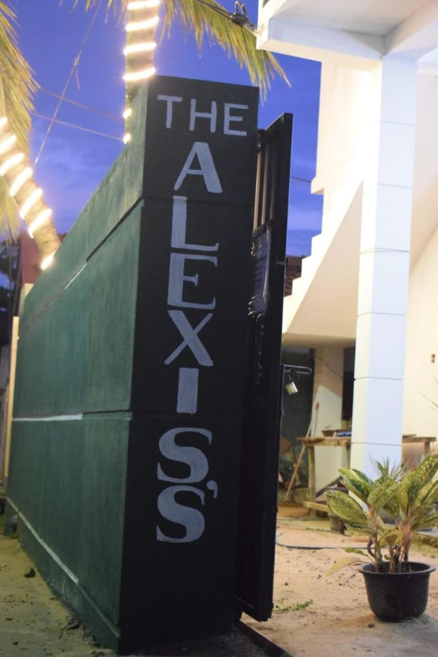 The Alexis'S Guest House Negombo Exterior photo